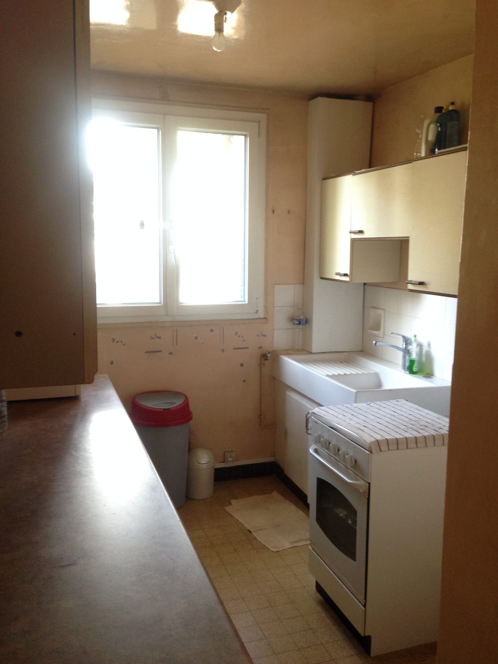 découvrez nos services professionnels pour rénover votre cuisine à ville-d'avray. transformez votre espace avec style et fonctionnalité grâce à nos experts en rénovation.