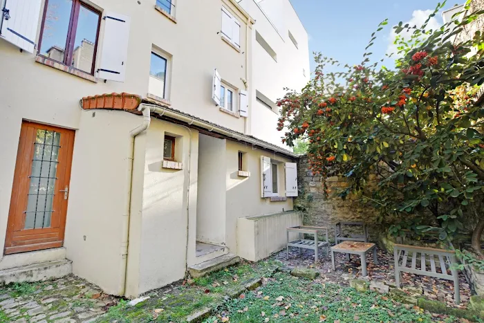 découvrez nos services experts pour rénover la façade de votre maison plain-pied à paris 15. embellissez et protégez votre habitat avec des solutions sur mesure et durables.