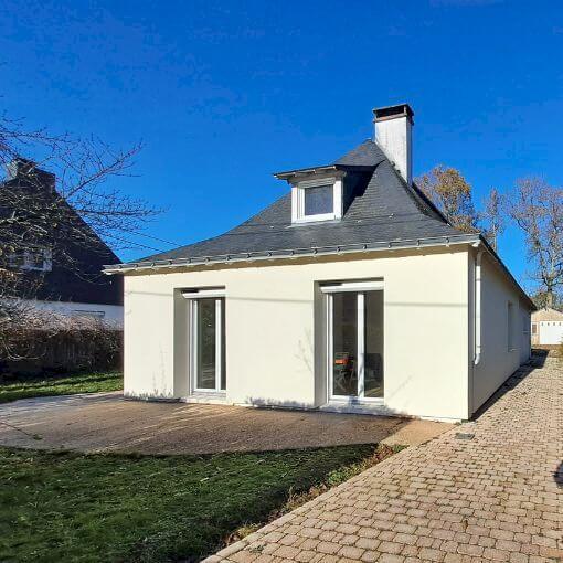 découvrez des astuces efficaces pour rénover votre maison et valoriser votre bien immobilier. conseils pratiques pour optimiser chaque espace et augmenter sa valeur.