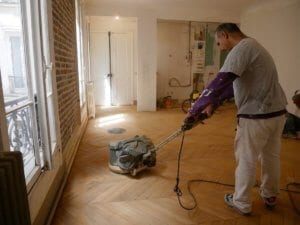 découvrez nos astuces et conseils pour rénover un parquet ancien à paris, redonnez vie à votre sol en alliant tradition et modernité.