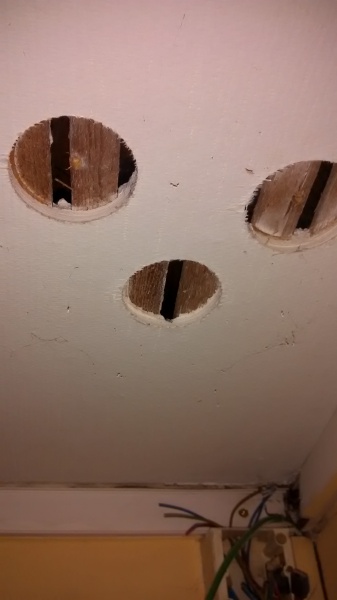 découvrez nos conseils et solutions pour rénover efficacement un plafond en placo, afin de lui redonner un aspect neuf et soigné.