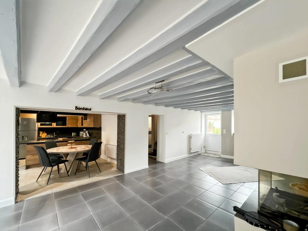 découvrez nos services experts pour rénover votre salle de bain à jouy-sur-morin. transformez votre espace avec qualité et style, grâce à nos professionnels locaux.