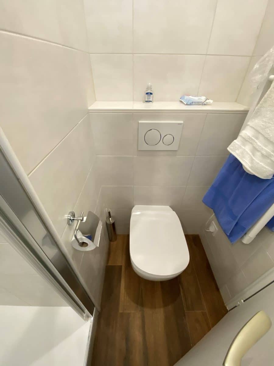 découvrez comment rénover votre salle de bain à paris en optimisant la taille et l'espace pour un résultat fonctionnel et élégant.