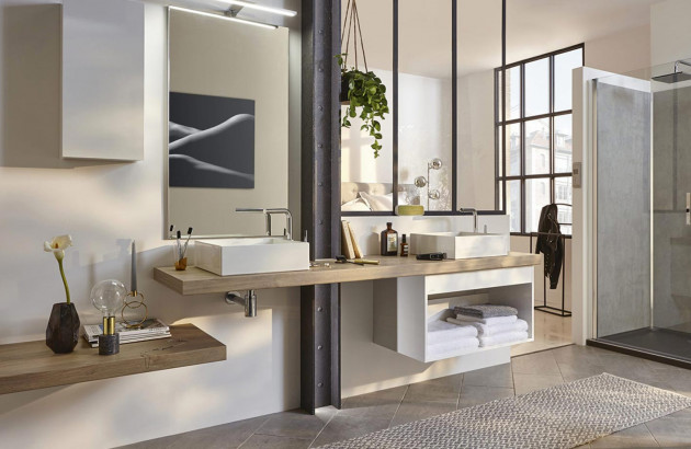 découvrez comment rénover votre salle de bain pour optimiser le confort et augmenter la valeur de votre maison grâce à des conseils pratiques et des idées inspirantes.