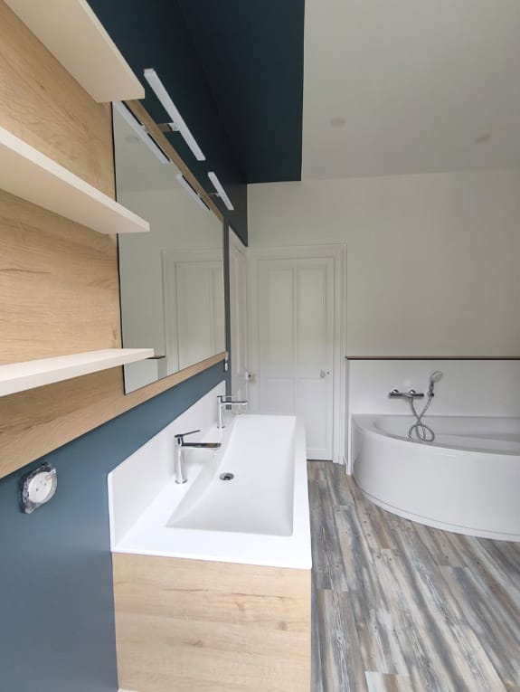 découvrez nos services professionnels pour rénover votre salle de bain à laval-en-brie. transformez votre espace avec des solutions modernes et sur mesure.