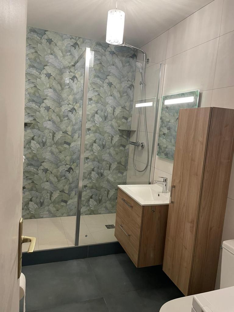 découvrez nos conseils d'experts pour rénover votre salle de bain à paris 15 et transformez votre espace avec style et fonctionnalité.