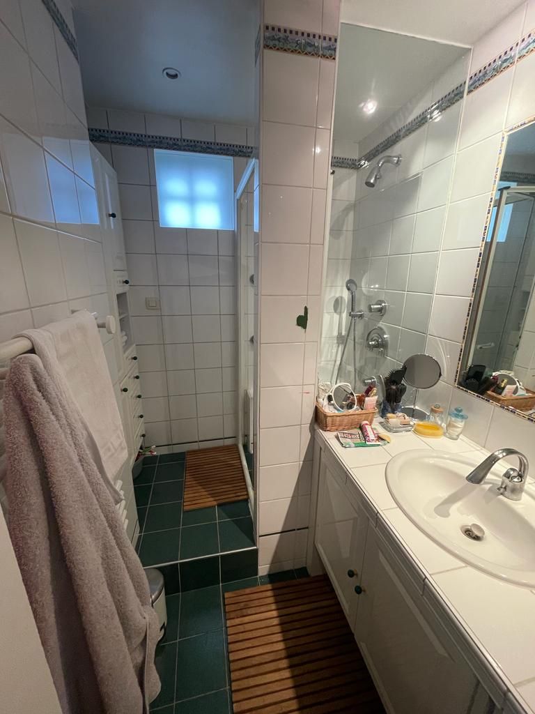 découvrez nos services professionnels pour rénover votre salle de bain à paris 20. transformez votre espace avec style et qualité, adaptés à vos besoins et à votre budget.