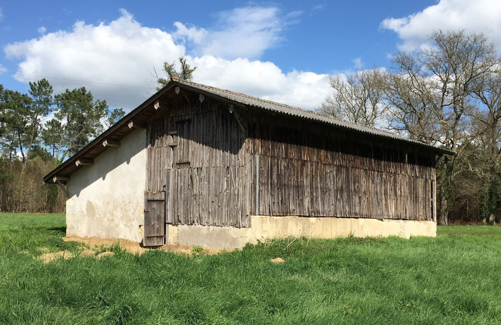 renover une grange pas cher secrets et astuces 1 découvrez nos secrets et astuces pour rénover une grange pas cher tout en conservant son charme authentique. conseils pratiques pour un projet réussi à petit prix.