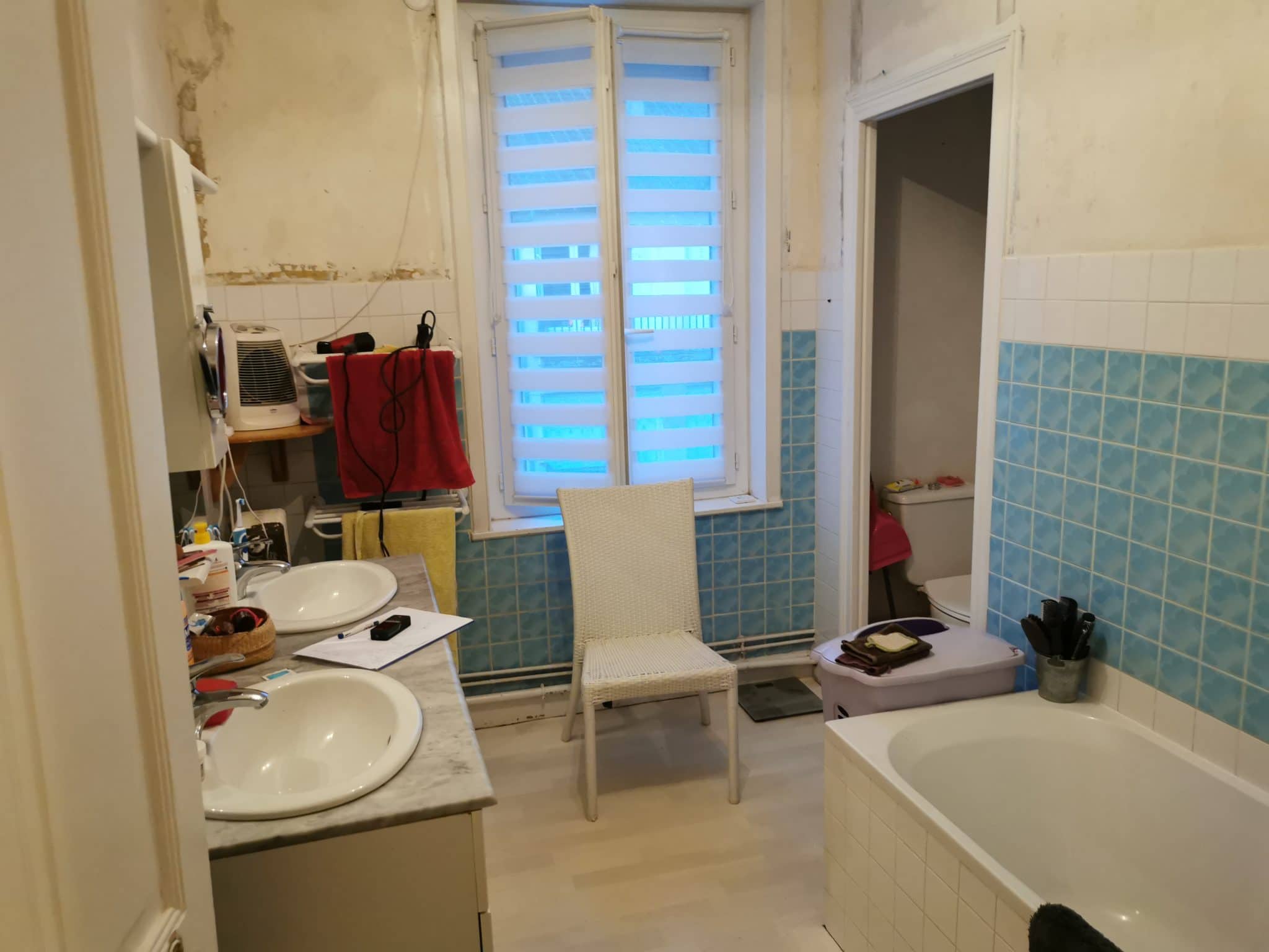 transformez votre salle de bain à mondreville avec nos services de rénovation professionnels et personnalisés. qualité et savoir-faire à votre portée.