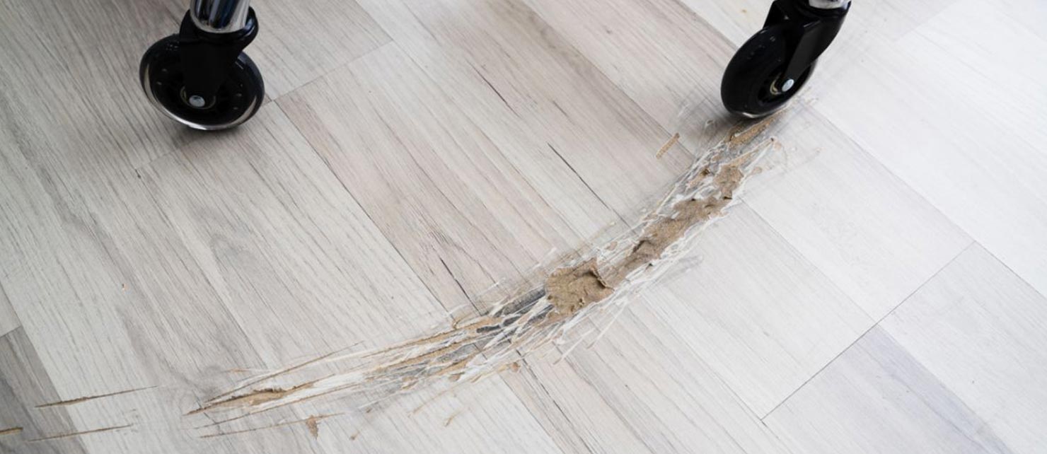 service professionnel de réparation de parquet pour redonner éclat et solidité à vos sols en bois. intervention rapide et qualité garantie.