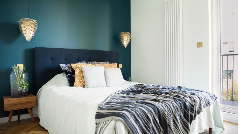 découvrez des conseils pratiques pour repeindre les murs de votre chambre facilement et obtenir un résultat professionnel.