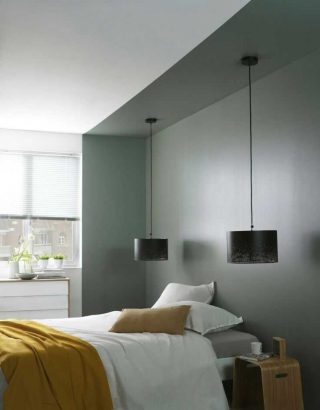 découvrez nos conseils pratiques pour repeindre les murs de votre chambre facilement et donner un nouveau souffle à votre décoration intérieure.