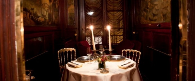 découvrez un restaurant parisien chaleureux dans le 2ème arrondissement, offrant une ambiance conviviale et des plats traditionnels savoureux.