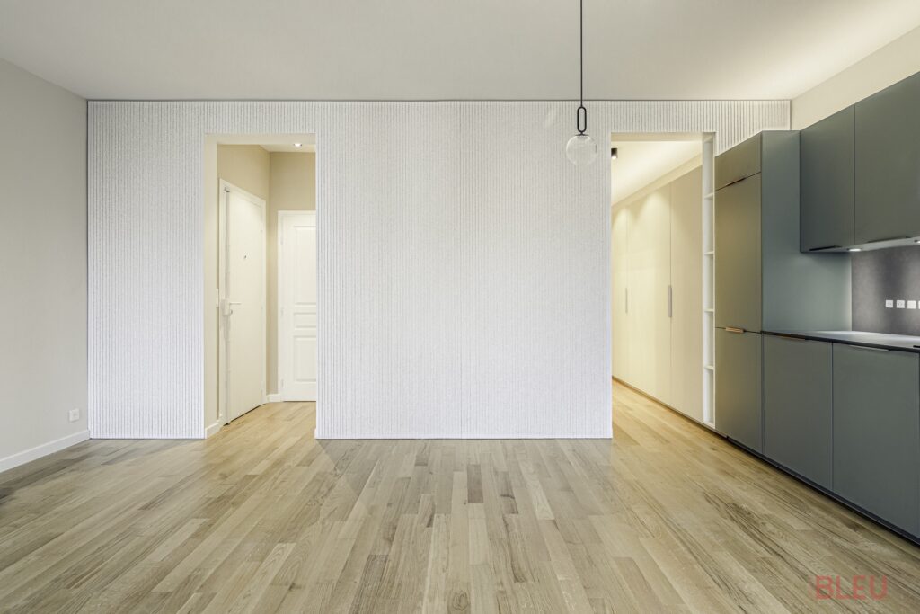 découvrez nos conseils essentiels pour réussir la rénovation de votre appartement et transformer votre espace en un lieu moderne et confortable.