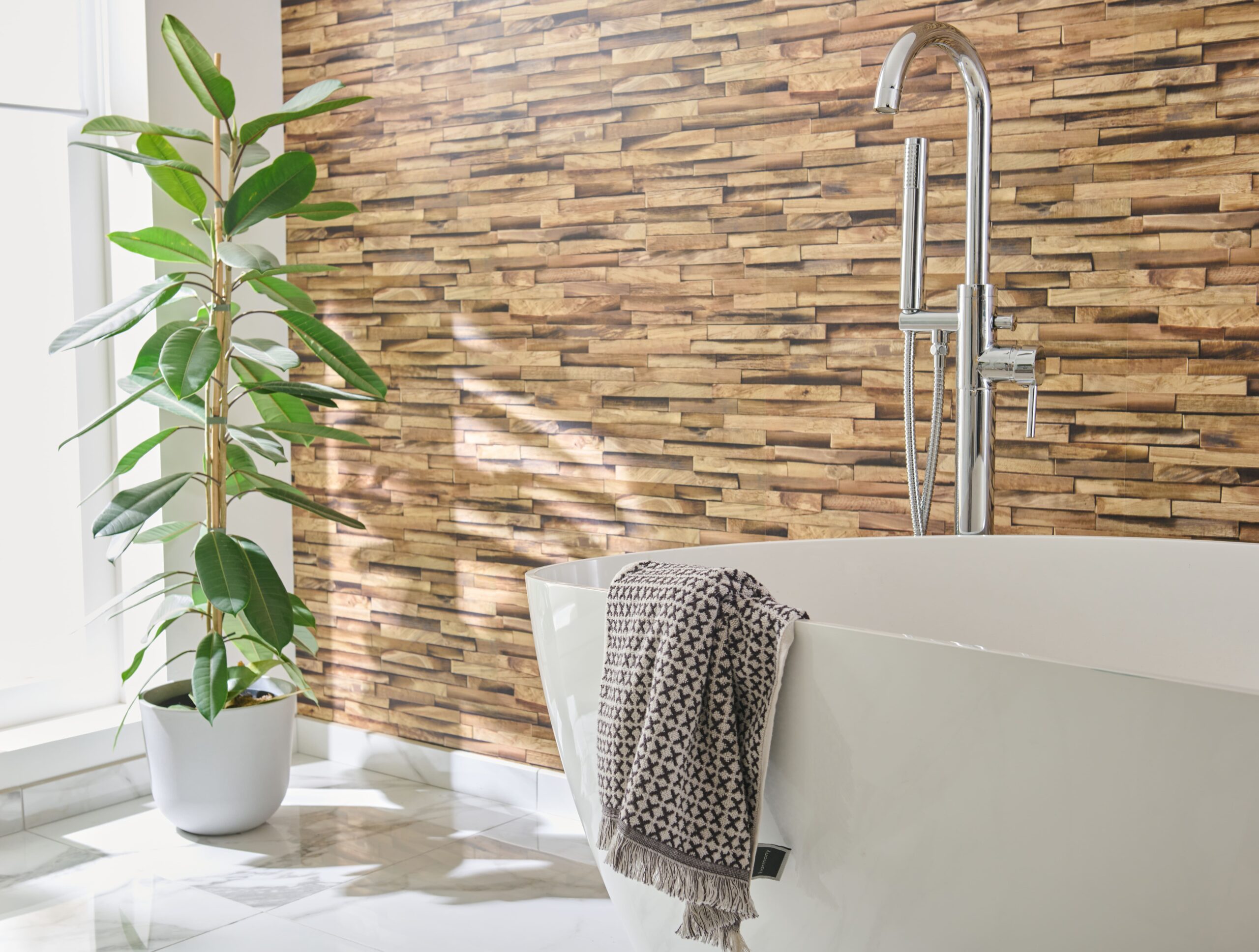 découvrez nos revêtements muraux durables pour salle de bain, alliant résistance à l'humidité et design élégant pour un intérieur moderne et durable.