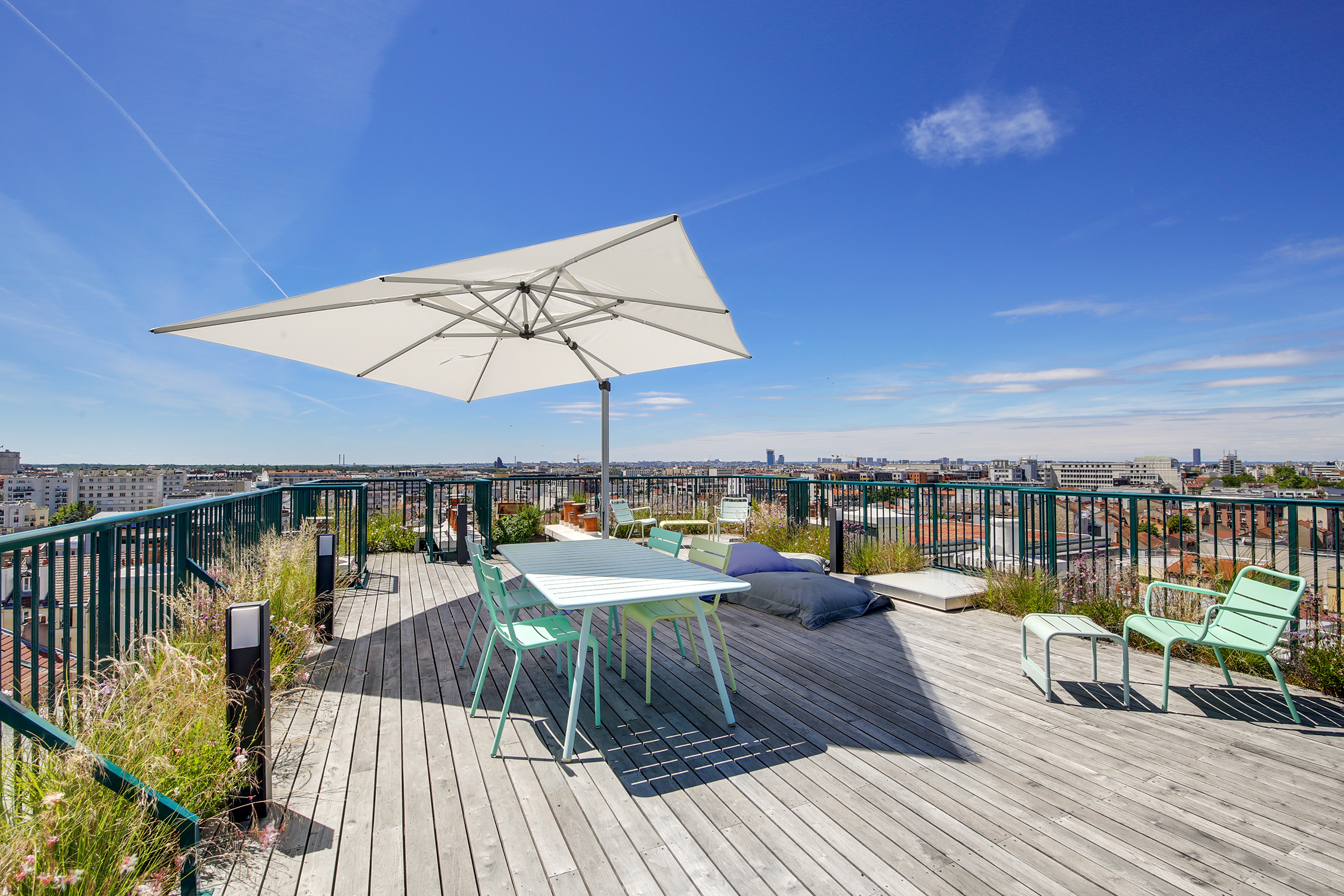 rm architecte paris : collaborez avec des experts pour concevoir et réaliser votre projet architectural sur mesure, alliant créativité et expertise professionnelle.