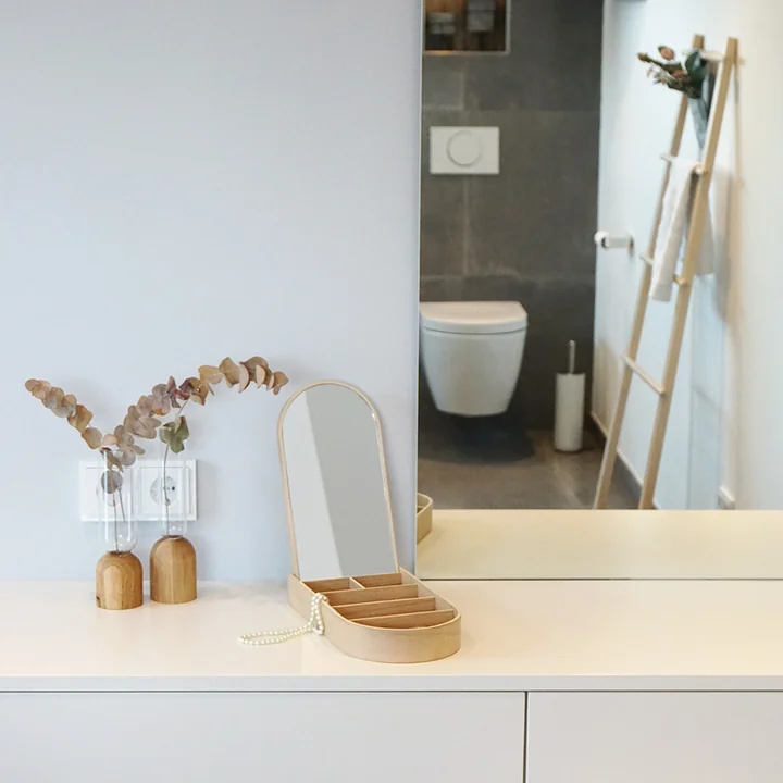 transformez votre salle de bain en une oasis de bien-être, un espace apaisant et élégant où vous pourrez vous détendre et revitaliser votre corps et votre esprit.