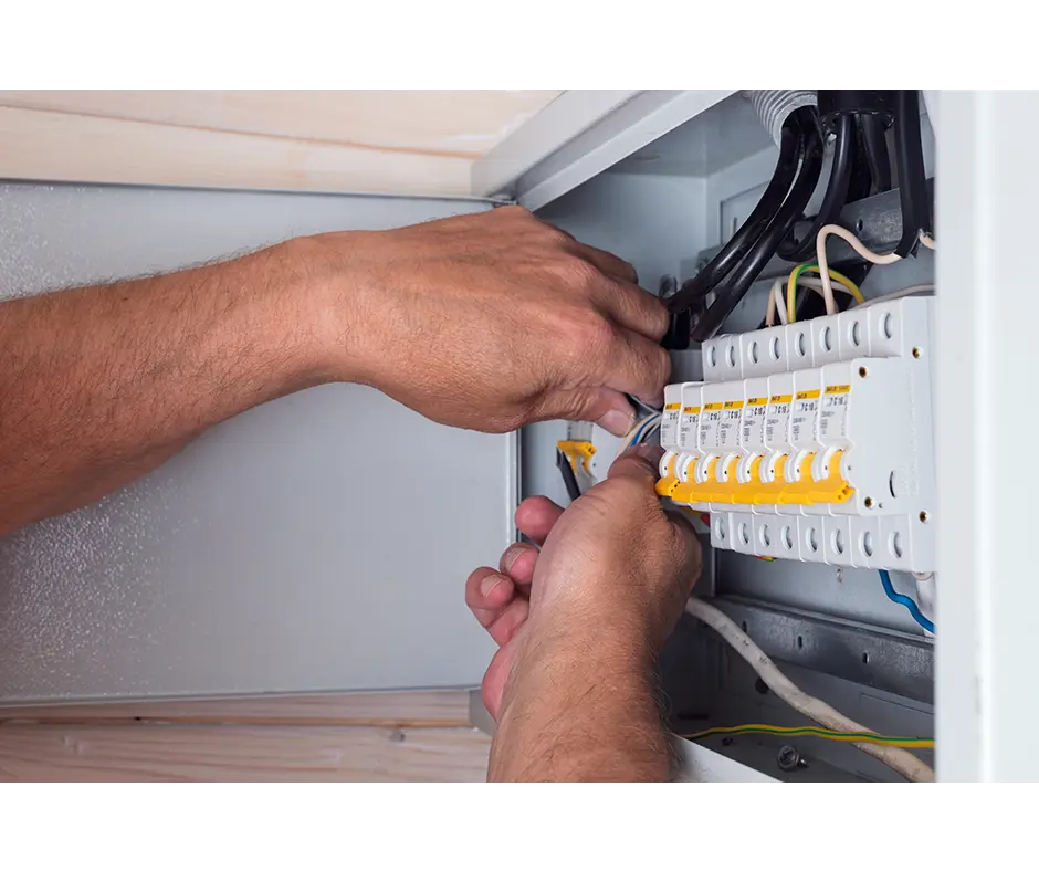 sos électricien : votre expert rapide et fiable pour tous vos besoins en électricité. intervention d'urgence 24h/24 pour dépannage et installation.