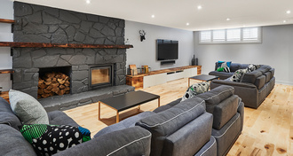 découvrez comment transformer votre sous-sol aménageable en un espace de vie confortable et fonctionnel, adapté à vos besoins et à votre style.