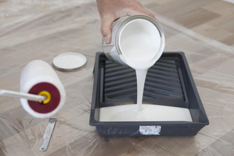 découvrez combien de temps il faut pour peindre une surface de 15m2 et obtenez des conseils pratiques pour optimiser votre projet de peinture.