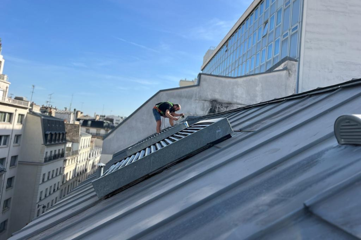 terrasse toiture inclinee conseils découvrez nos conseils pratiques pour aménager et optimiser votre terrasse sur une toiture inclinée, alliant confort et esthétique.