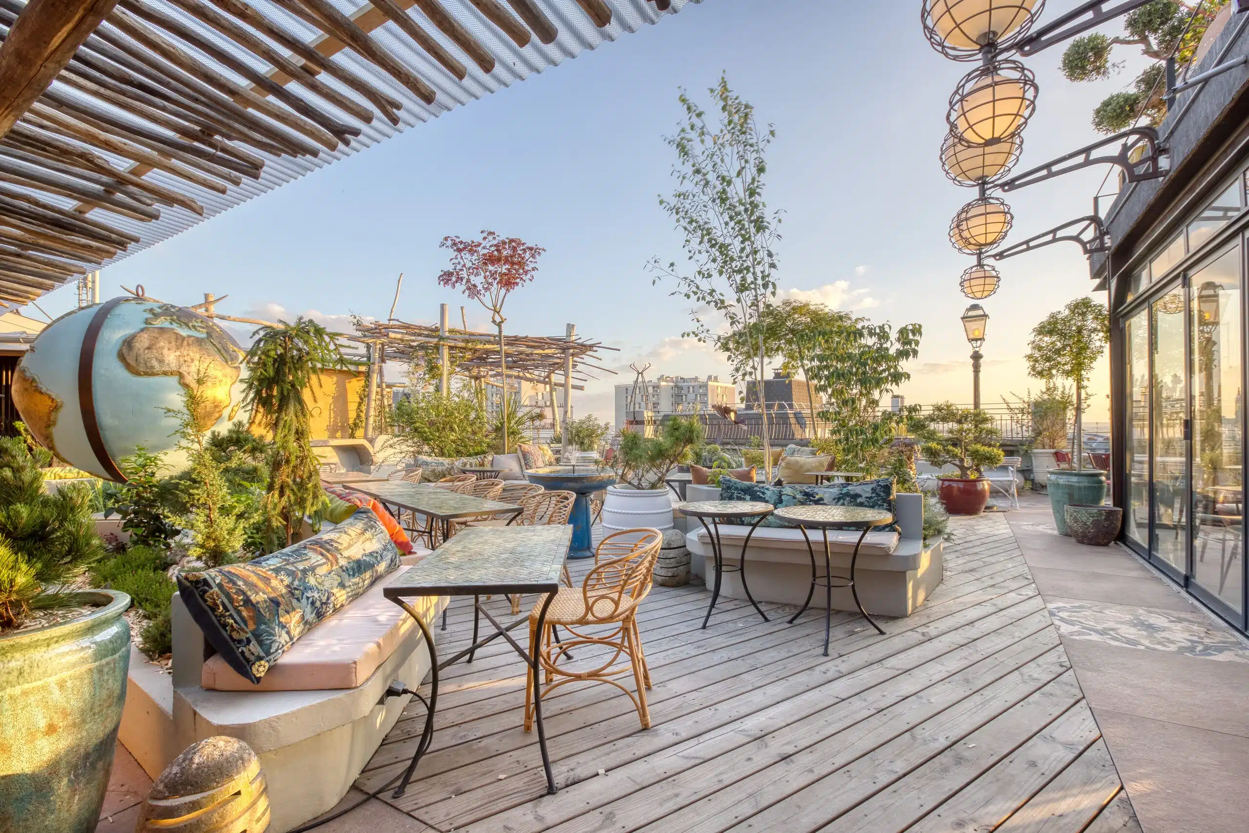 découvrez notre toit terrasse unique à paris, un espace exclusif alliant design moderne et vue imprenable sur la ville, idéal pour se détendre ou organiser des événements.