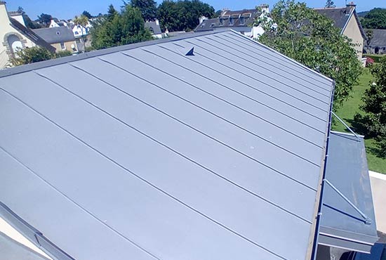 découvrez les avantages de la toiture en zinc : durabilité, esthétisme et entretien. toutes les informations clés pour bien choisir votre couverture.