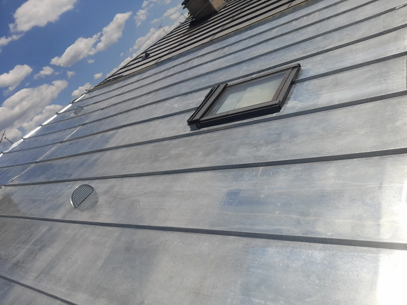 découvrez les avantages de la toiture en zinc : durabilité, esthétique et entretien. apprenez tout sur ses caractéristiques et son installation pour un toit performant.