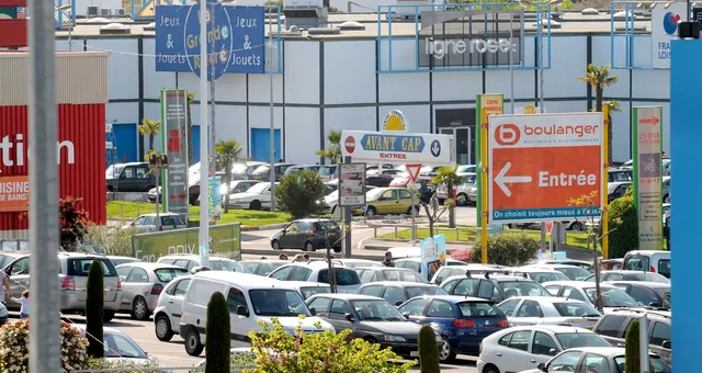 expert en transformation d'espaces commerciaux à paris et en île-de-france, nous optimisons vos locaux pour allier esthétique et fonctionnalité.