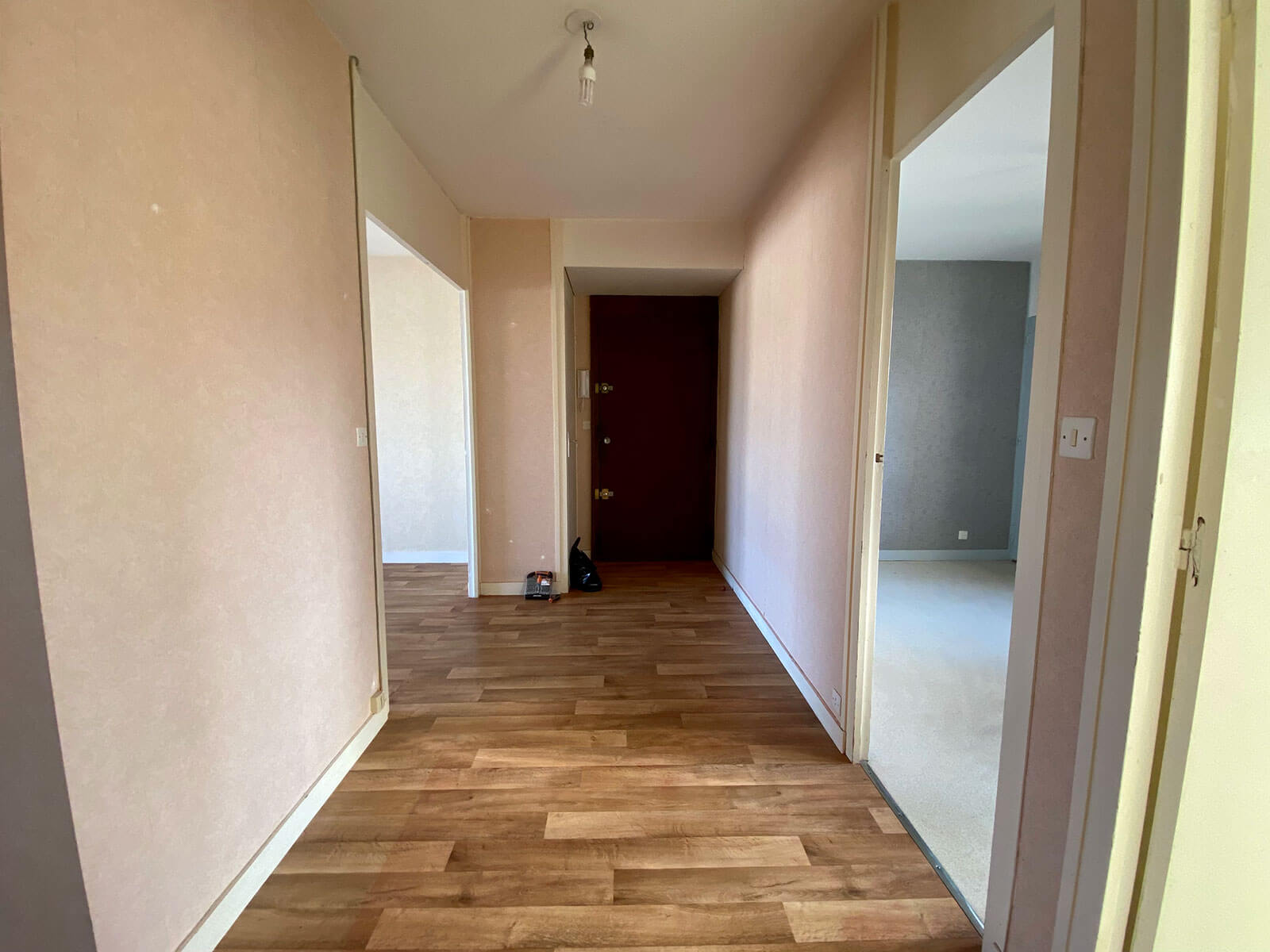 découvrez comment transformer un appartement t3 en t4 à boulogne-billancourt pour optimiser votre espace de vie et augmenter la valeur de votre bien immobilier.