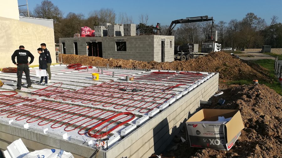 découvrez des conseils et astuces pour tous vos travaux maison : rénovation, construction, décoration et entretien pour un habitat confortable et moderne.