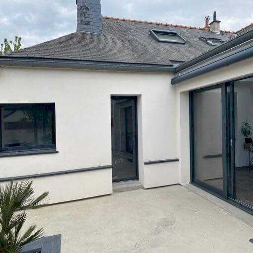 découvrez comment valoriser votre maison grâce à une rénovation efficace et esthétique. conseils, idées et astuces pour augmenter la valeur de votre bien immobilier.