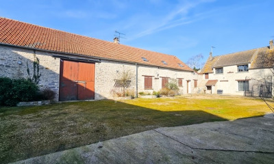 découvrez cette ferme à rénover près du 15e arrondissement de paris, une opportunité unique pour créer votre espace de vie idéal à proximité de la capitale.