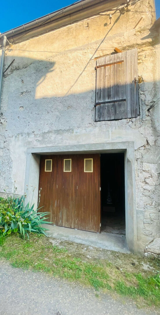 découvrez une opportunité unique d'achat : grange à rénover près du 15e arrondissement de paris. idéale pour projet d'aménagement personnalisé et proche de toutes commodités.