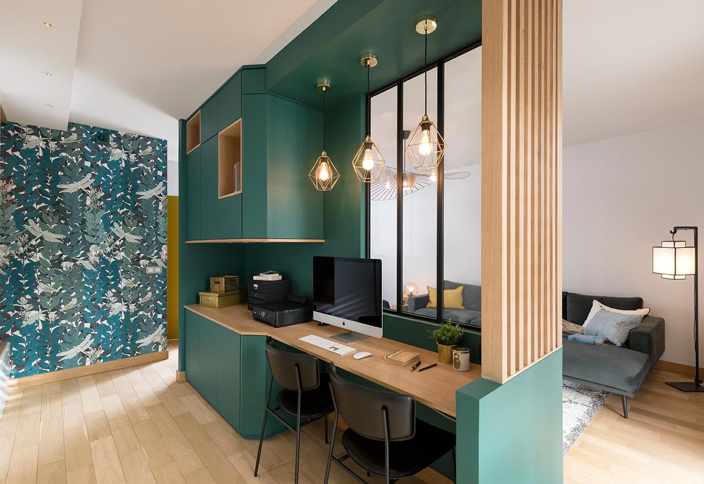 découvrez notre agence d'architecte d’intérieur, spécialisée dans la conception et la rénovation d'espaces uniques alliant fonctionnalité et esthétisme pour votre habitat ou vos locaux professionnels.