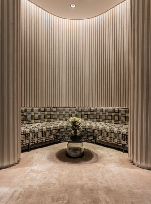 découvrez notre agence d'architecture intérieure à paris, spécialisée dans le design sur mesure pour créer des espaces uniques et adaptés à vos besoins.