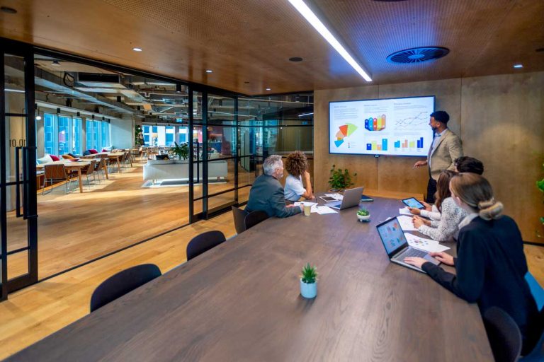 découvrez notre agence d’architecture intérieure experte, spécialisée dans la création d’espaces uniques alliant esthétique et fonctionnalité pour transformer vos intérieurs.