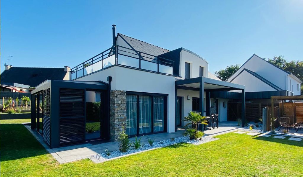 découvrez comment réaliser un agrandissement latéral de votre maison pour gagner de l'espace et optimiser votre habitat. guide complet, conseils et astuces.