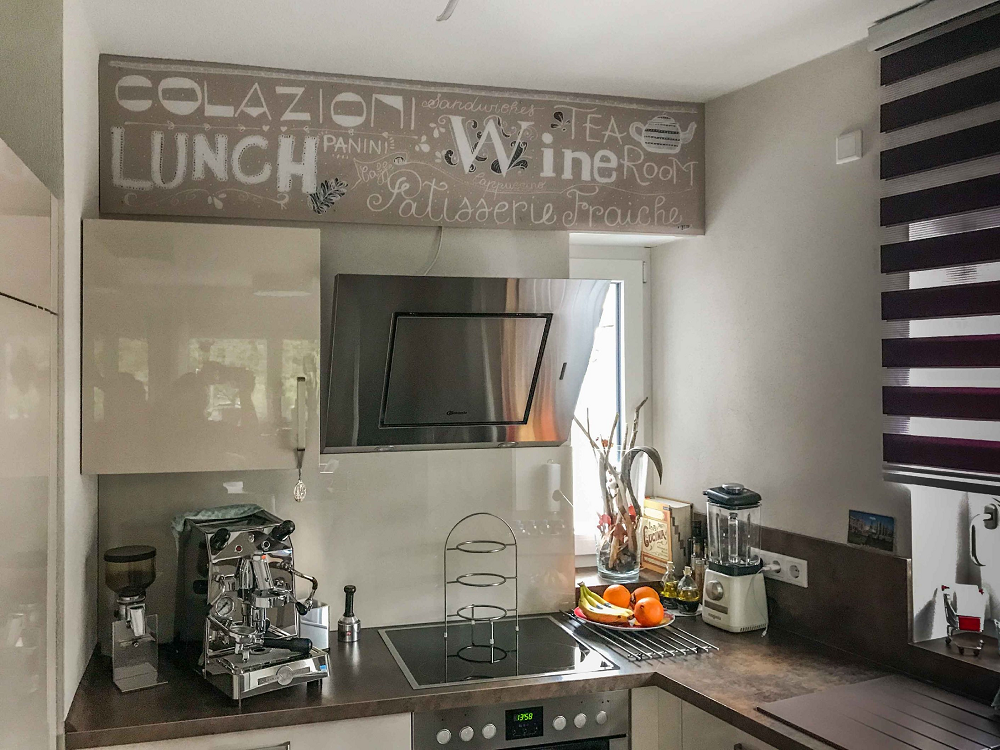 découvrez des idées d'aménagement pour une cuisine avec un mur unique, optimisant l'espace et alliant fonctionnalité et esthétique.