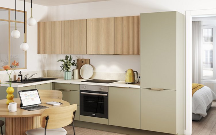 découvrez comment aménager votre cuisine pour optimiser l'espace et la fonctionnalité, avec des conseils pratiques et des idées design adaptées à toutes les configurations.