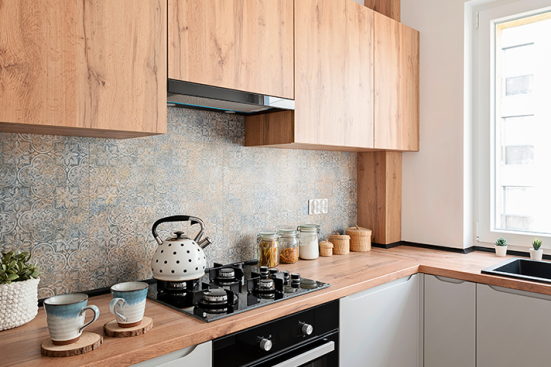 découvrez nos conseils pratiques et idées inspirantes pour aménager votre cuisine de manière fonctionnelle et esthétique.