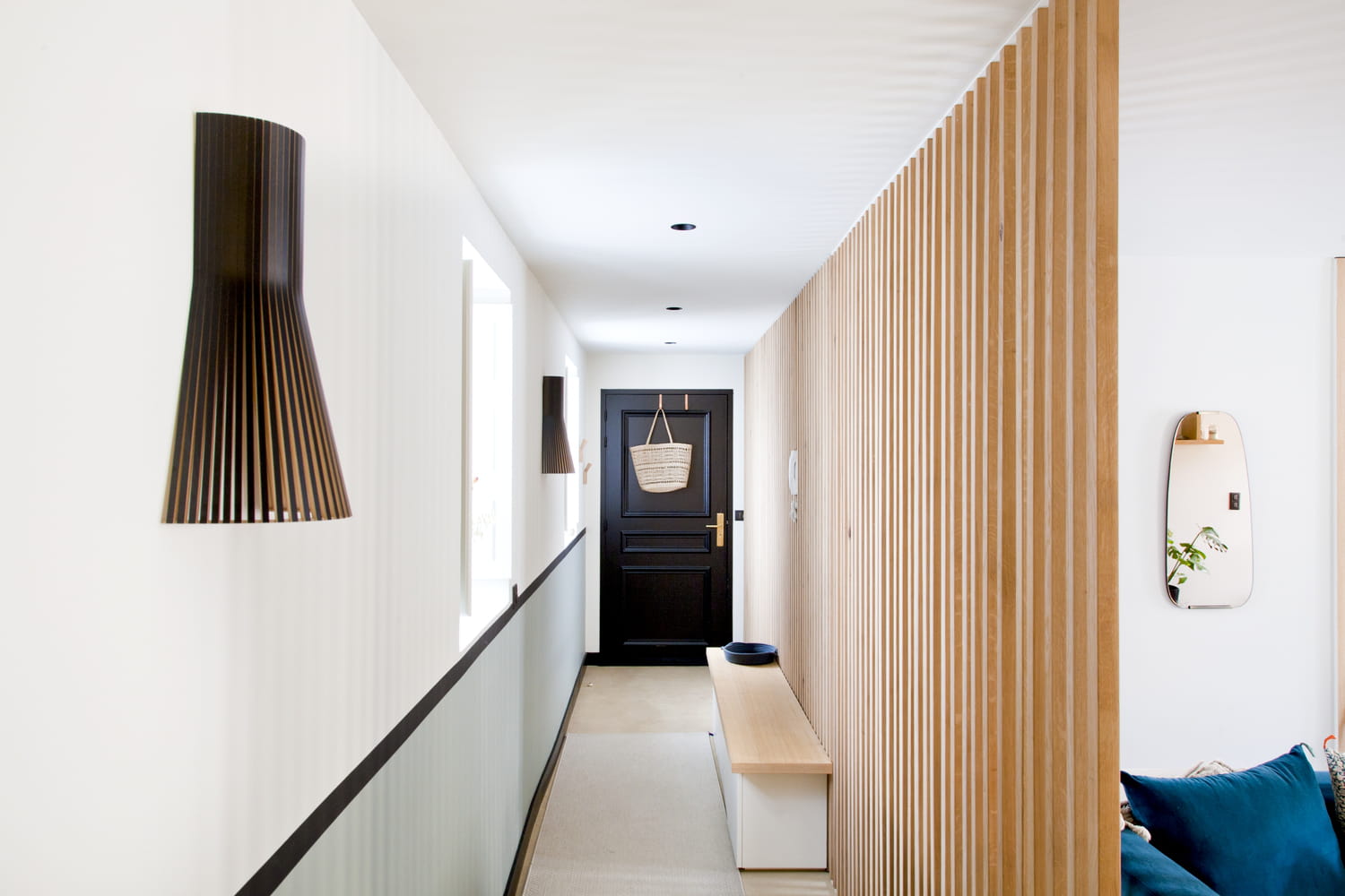 découvrez des astuces et conseils pratiques pour aménager votre entrée et couloir, alliant fonctionnalité et esthétique pour un espace accueillant et optimisé.