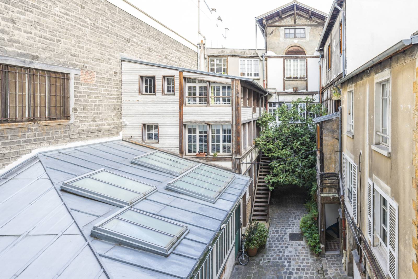 découvrez notre sélection d'appartements à rénover à paris, idéal pour investisseurs et amateurs de projets immobiliers. donnez vie à vos idées dans la capitale.