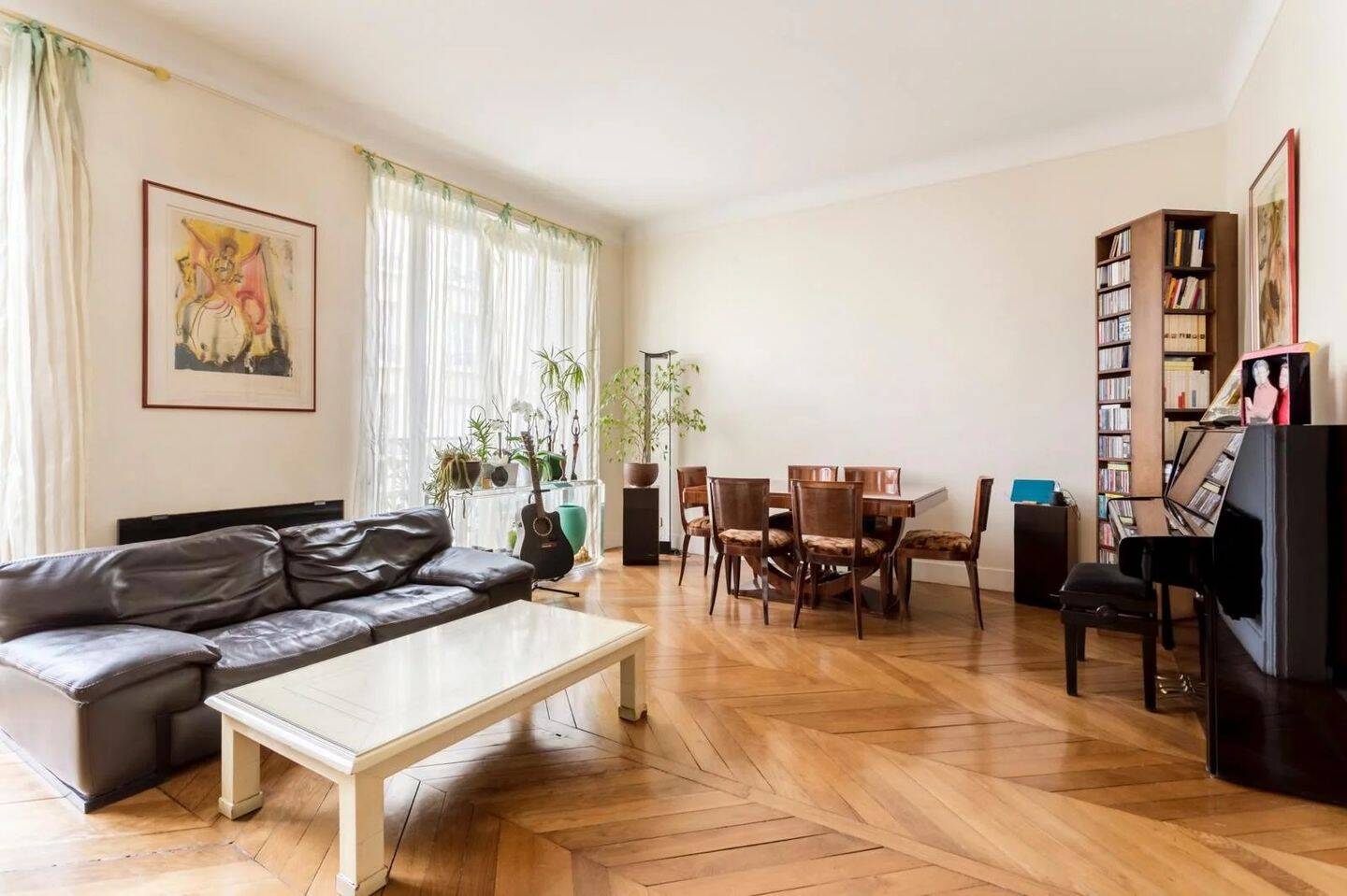 découvrez un appartement à rénover situé dans le 75017 paris, une opportunité idéale pour créer votre espace de vie personnalisé au cœur de la capitale.