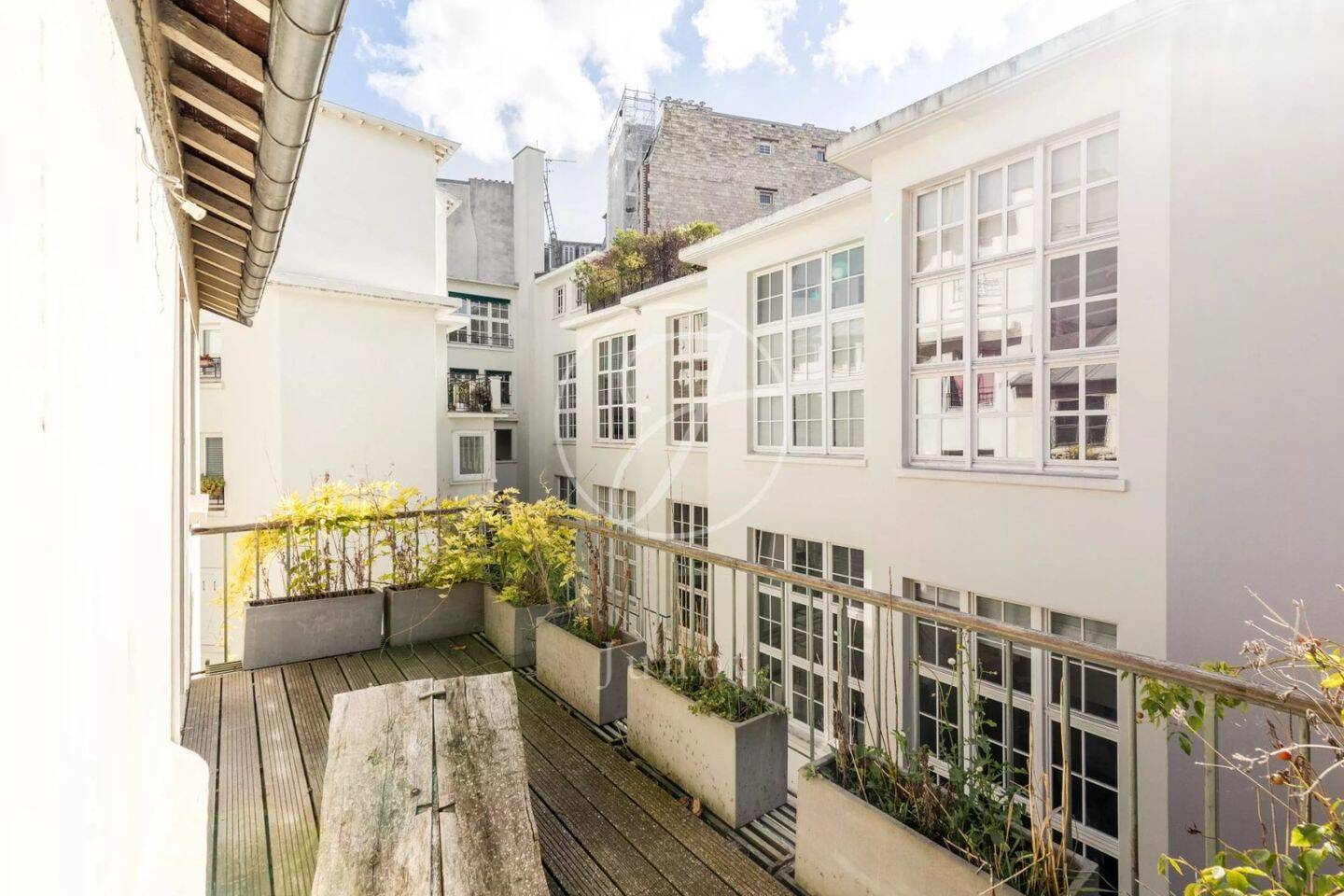 découvrez comment obtenir des appartements à rénover gratuitement à paris. opportunités uniques pour investir et rénover dans la capitale française.