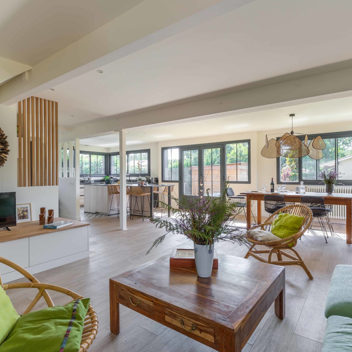 découvrez des solutions d'architecture d’intérieur à arcachon alliant style, fonctionnalité et design personnalisé pour sublimer vos espaces de vie.