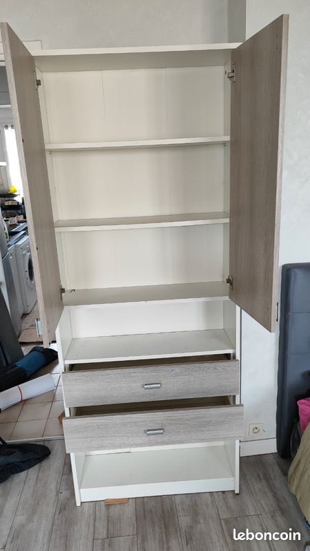 découvrez nos astuces efficaces pour transformer votre armoire mélaminée avec un avant-après spectaculaire. donnez une nouvelle vie à votre rangement grâce à des idées simples et pratiques.