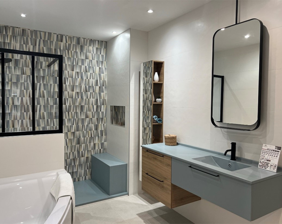 expert en rénovation de salle de bain, notre artisan vous accompagne pour transformer votre espace avec qualité et savoir-faire.