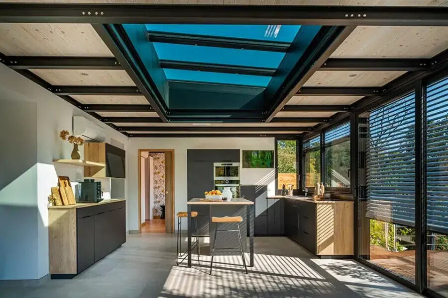 découvrez le budget nécessaire pour une extension de maison de 80m2, incluant les coûts de construction, les matériaux et les démarches administratives.