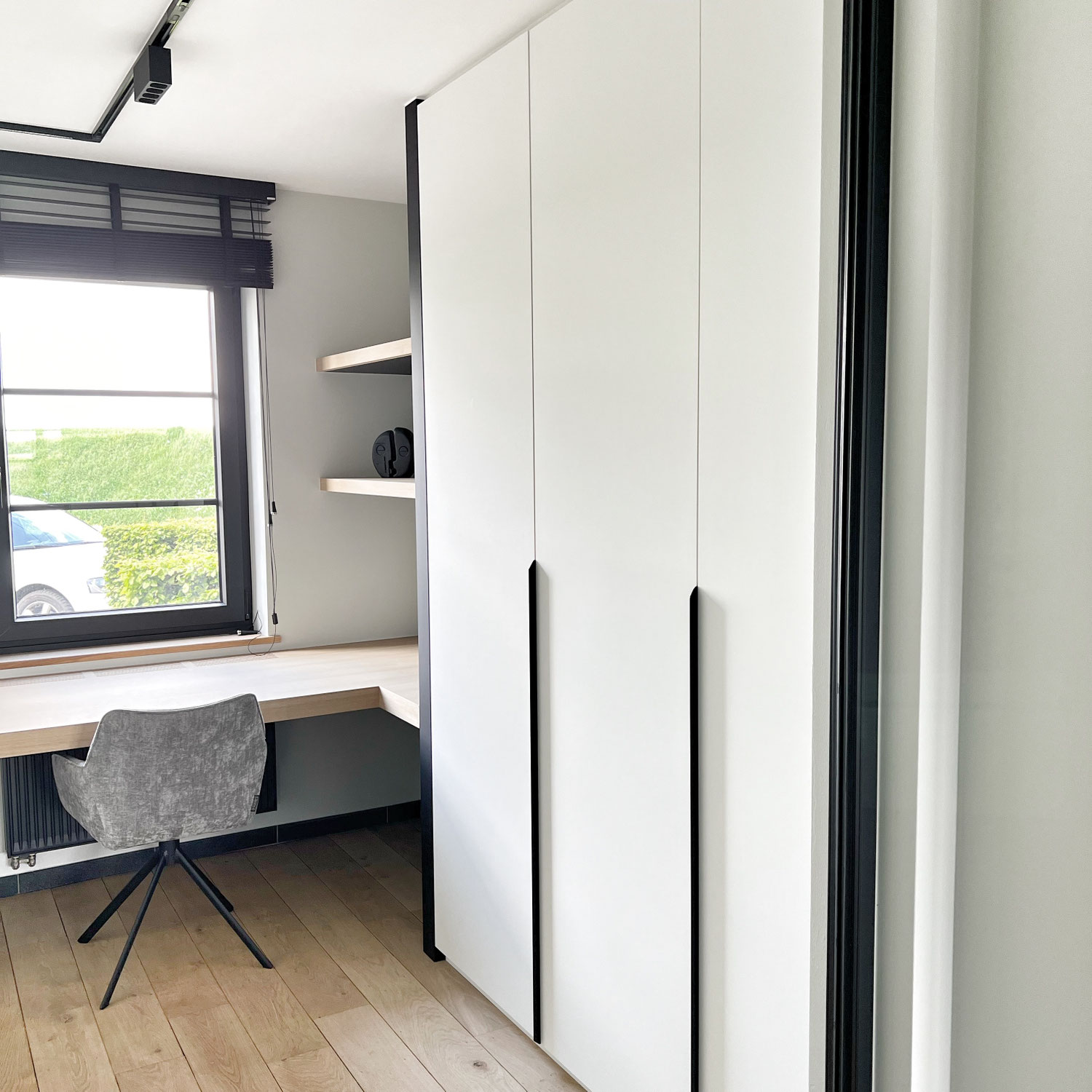 découvrez un cabinet d’architecture intérieure inspirant, alliant créativité et expertise pour transformer vos espaces de vie avec style et fonctionnalité.